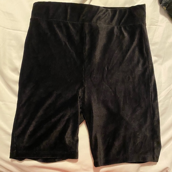 ✨BOGO✨ Black Velvet biker shorts - Picture 1 of 3